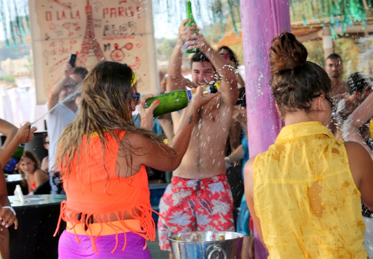 Edde Sands Champagne Shower